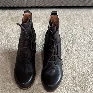 Chic Black Lace-Up Leather Boots